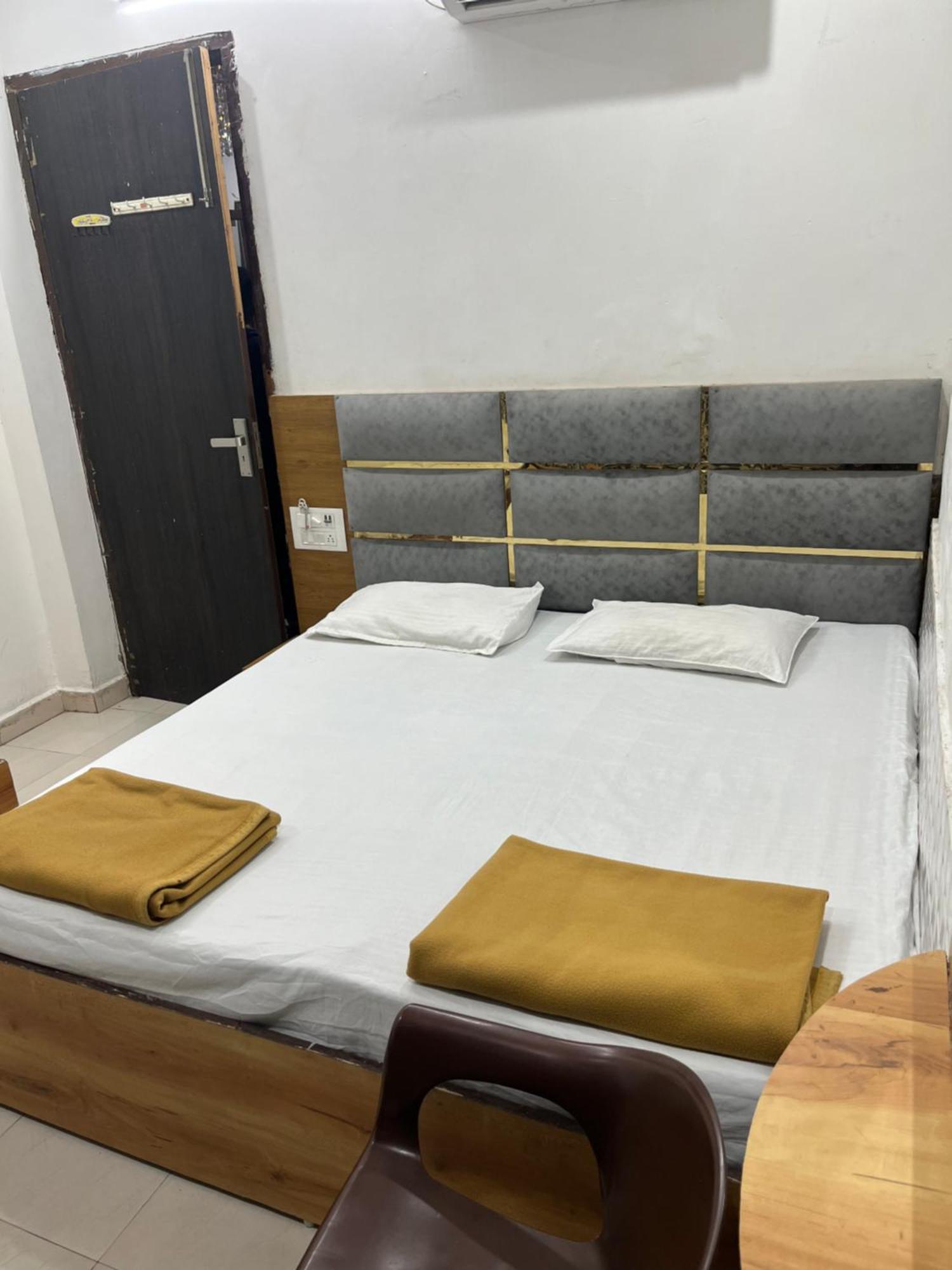 Sharma'S Bnb Amritsar Exterior photo