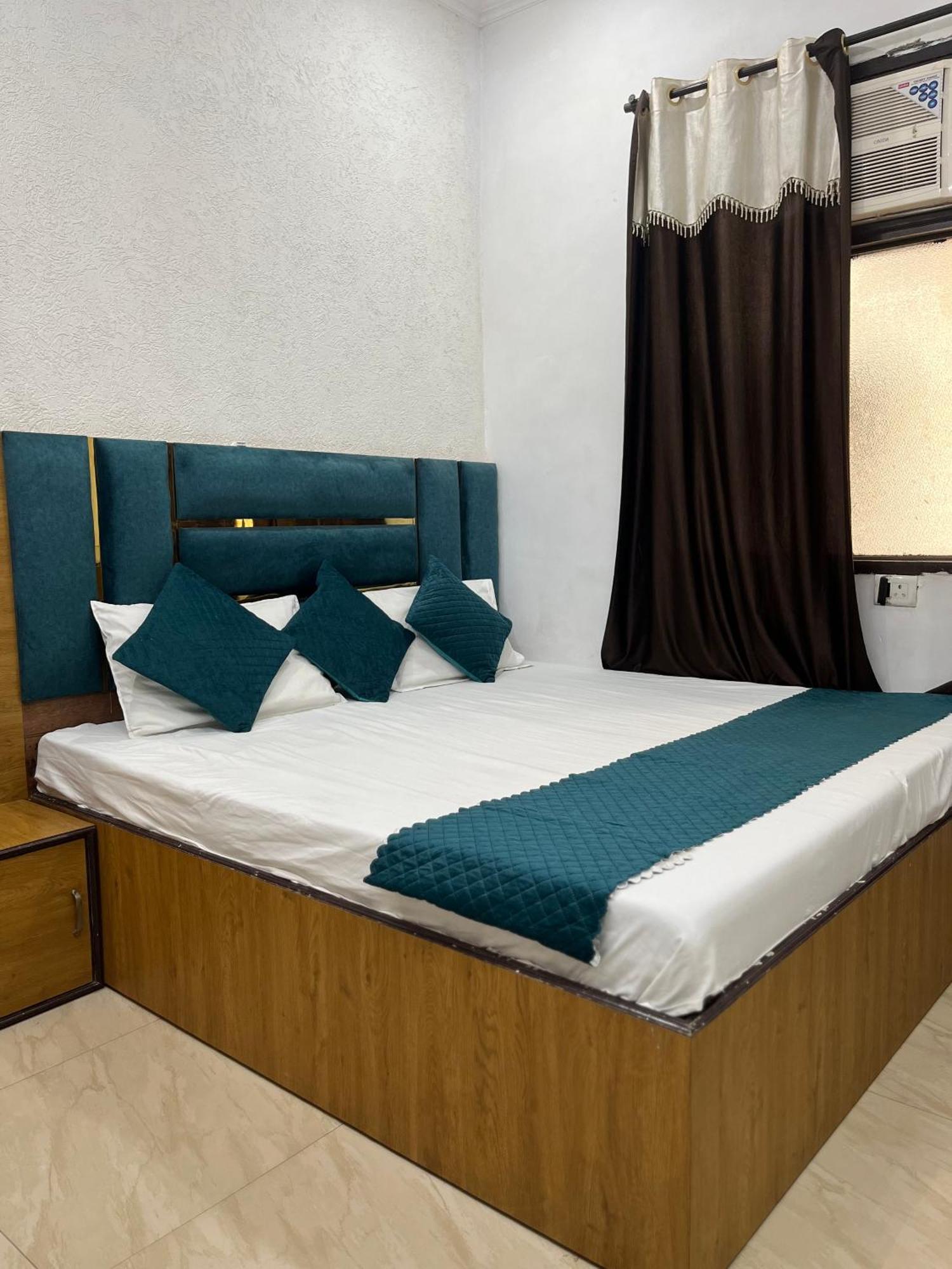 Sharma'S Bnb Amritsar Exterior photo