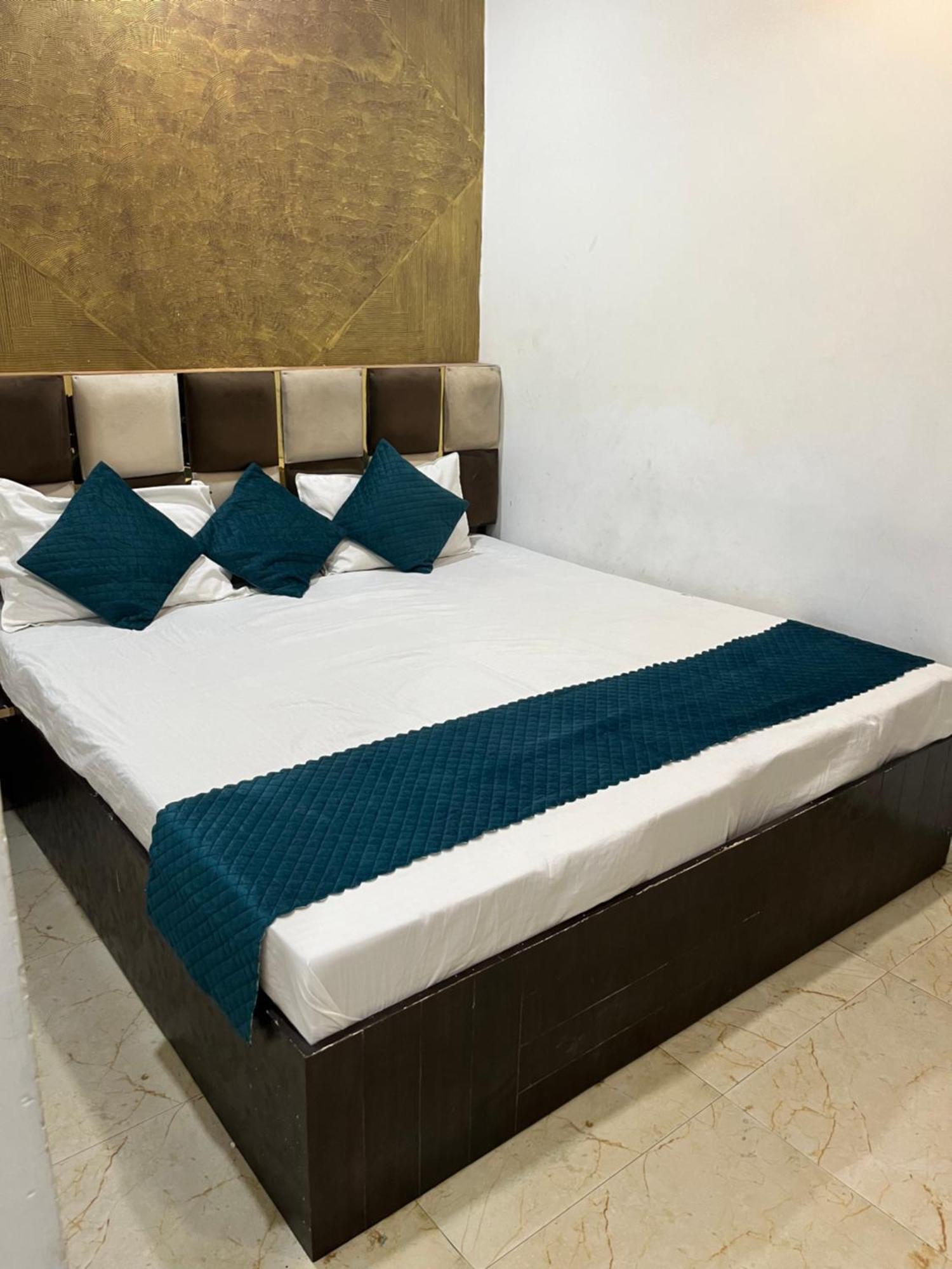 Sharma'S Bnb Amritsar Exterior photo