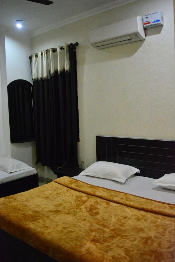 Sharma'S Bnb Amritsar Exterior photo